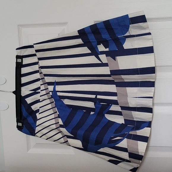 Vero Moda skirt, size 36, white, blue & Grey - Picture 2 of 2